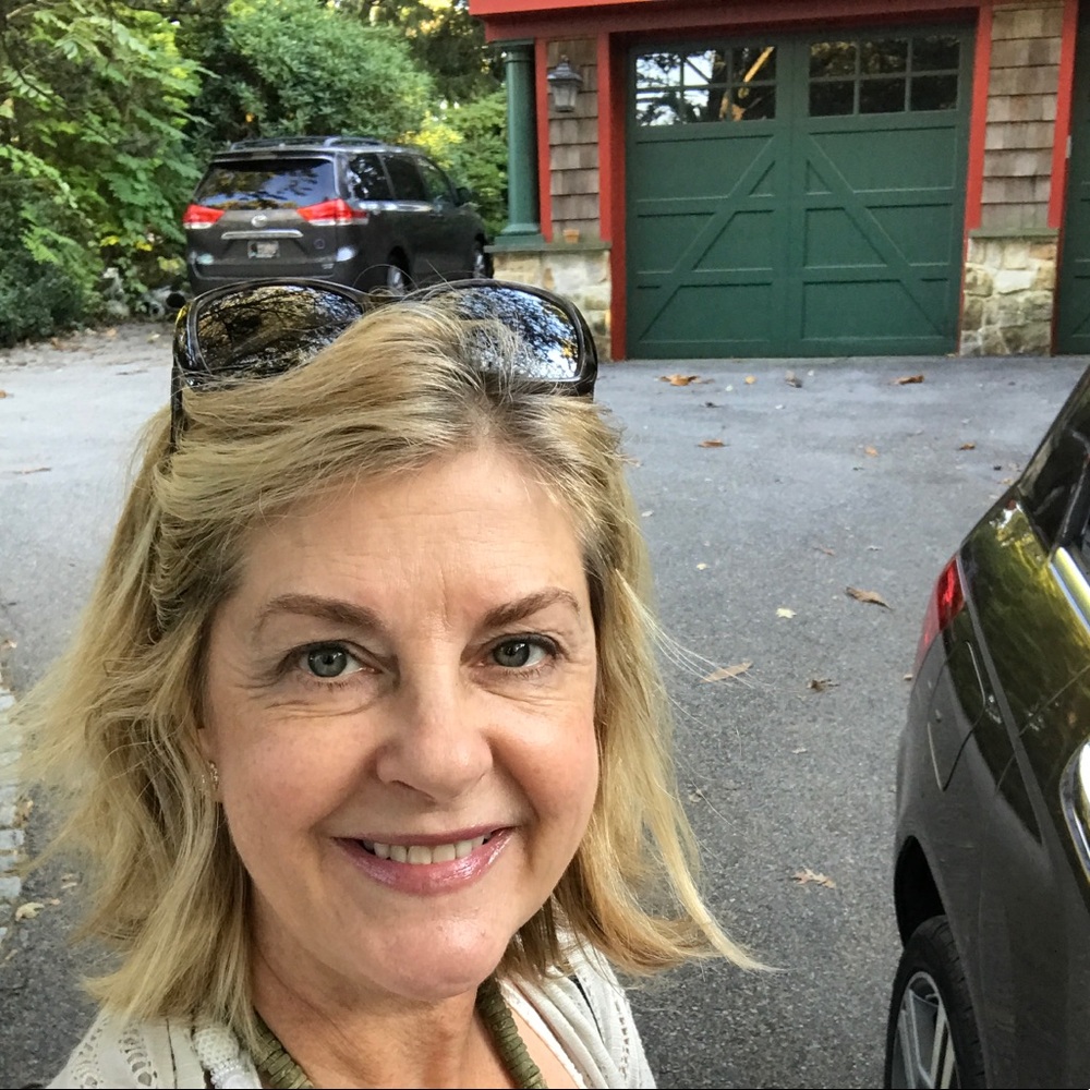 Meet your Posher, Andrea